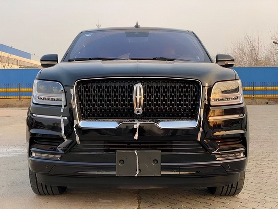 林肯领航员现车最新行情优惠20万可分期