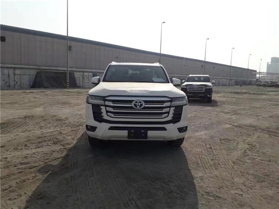 2022款丰田酷路泽LC300震撼价98万起预定