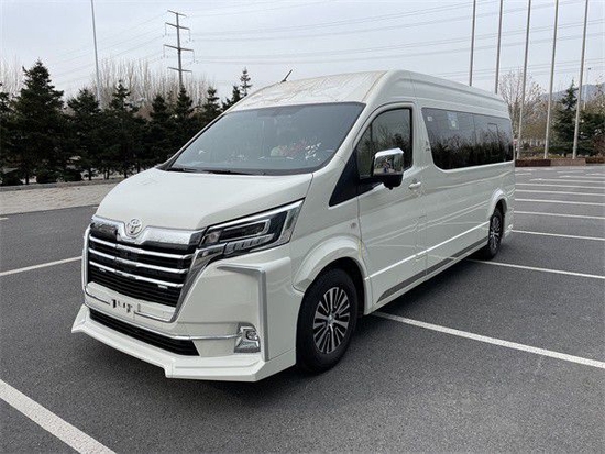 2021款丰田海狮9座升级57万定金托运全国