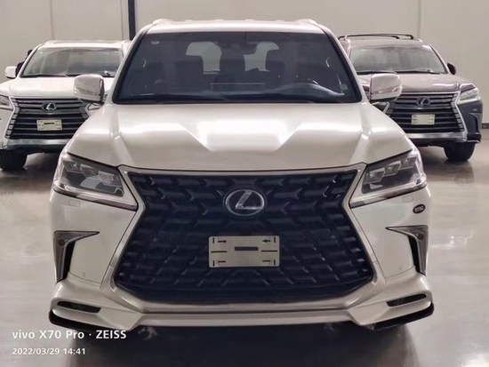 2021款雷克萨斯LX570 港口现车价格回落