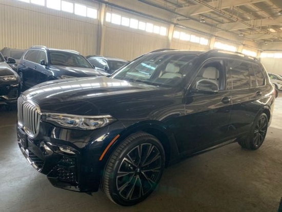2022款宝马X7港口现车价格实惠可分期