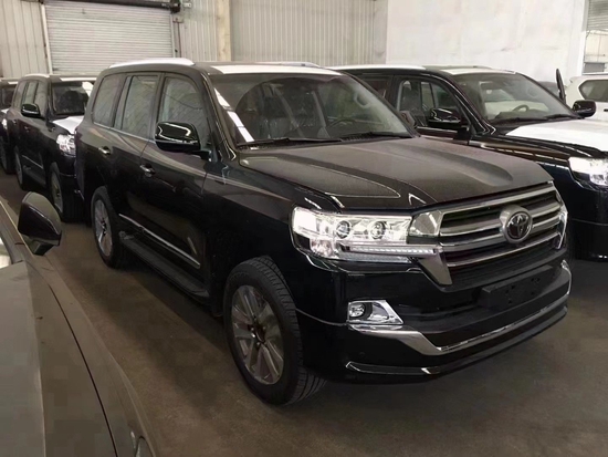 2022款兰德酷路泽5700VXS顶配现车154万