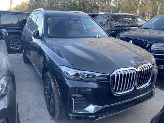 2022款美规版宝马X7现车全国落户80多万