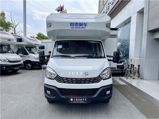 戴德自由风PLUS房车大水大电超高配置