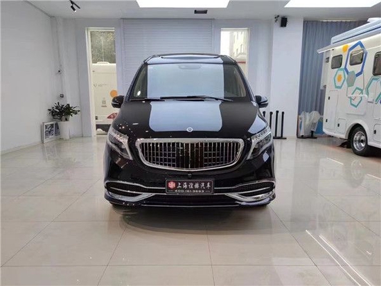 2022款奔驰V260L商务车伟昊众神全隔断