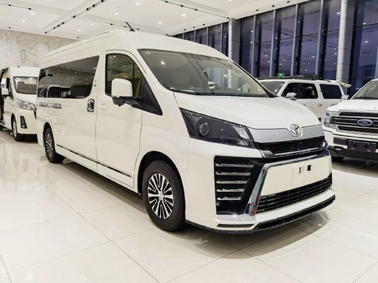 2022款丰田九座海狮 现车改装特价33万