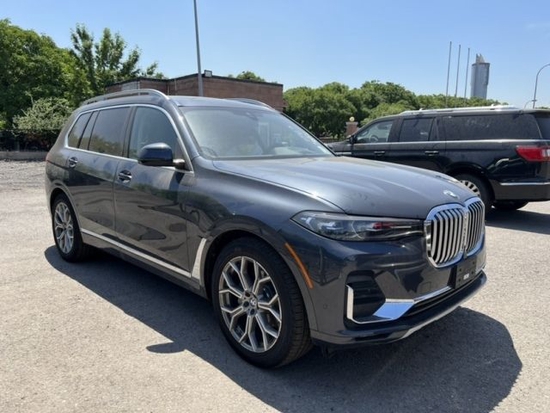 22款美规版宝马X7现车 天津港降价20万