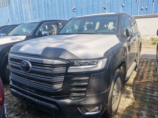 2022款丰田酷路泽LC300 港口预定将开始