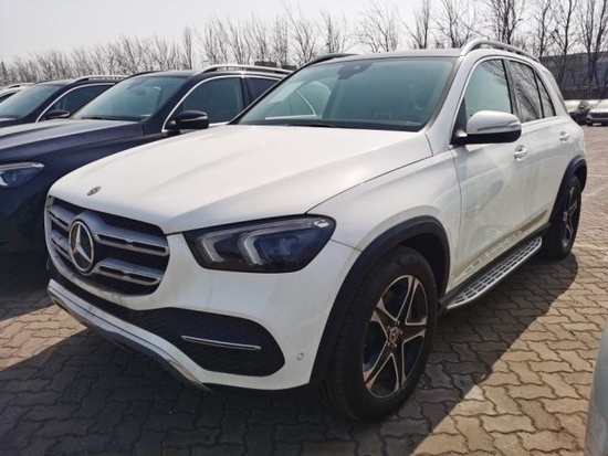 奔驰GLE450 港口现车最低价格72万起售