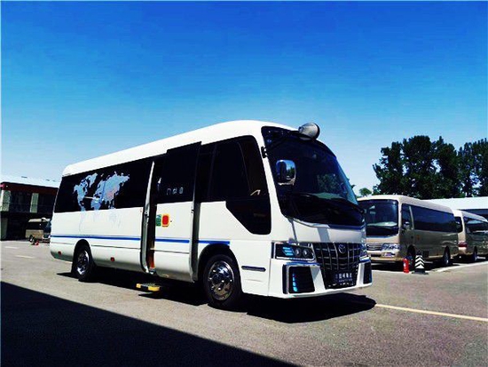 新款丰田考斯特10座价格促销舒适内饰