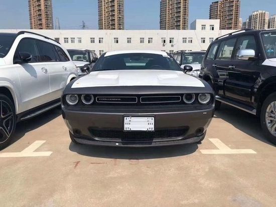 2022款道奇挑战3.6L国六现车优惠出售