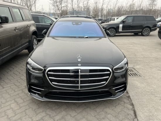2022款奔驰S500现车128万起全国支持分期