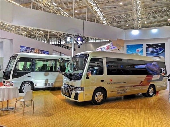 丰田考斯特11座价格 4.0L汽油发动机