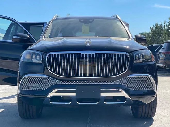 新款迈巴赫GLS600 玛奇朵红内饰后娱