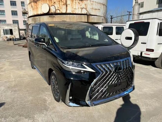 2022款雷克萨斯LM350现车报价210万出售