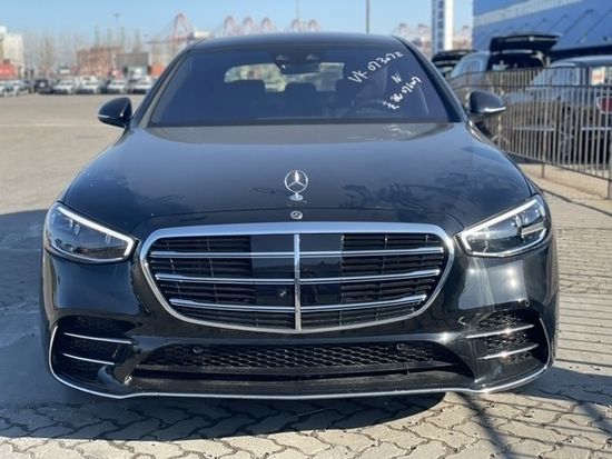 2022款奔驰S500非常大气 特价123万促销