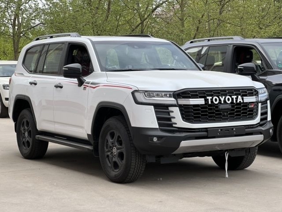 2022款丰田LC300运动版 三把差速锁顶配