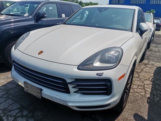 2022款保时捷卡宴动感时代运动完美无瑕