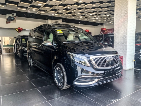 奔驰V260改装高顶七座商务车最新价格