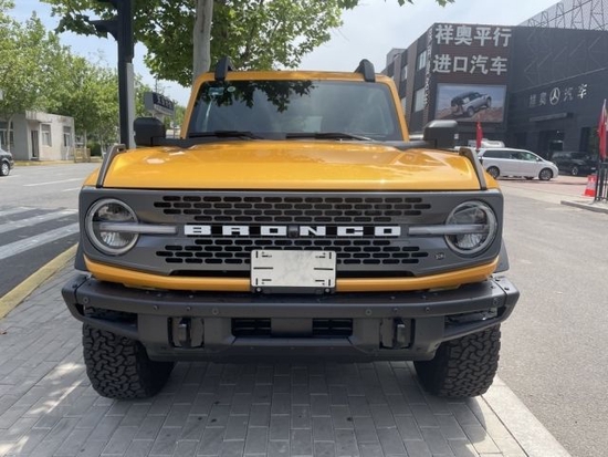 2022款福特烈马2.3现车港口报价60万起