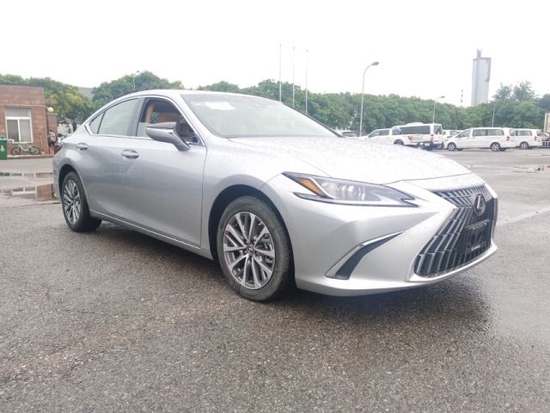 2022款雷克萨斯ES250四驱省油王又来啦