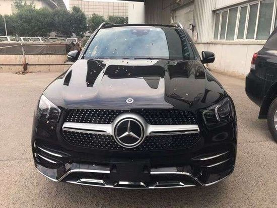 2022款奔驰GLE450现车钜惠处理75万起售