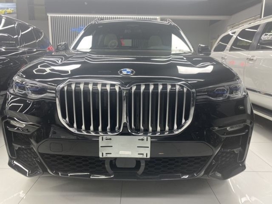 2022款宝马X7现车可分期便宜随时提回家