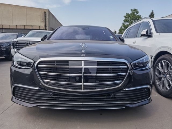 2022款奔驰S500港口现车115万 可分期