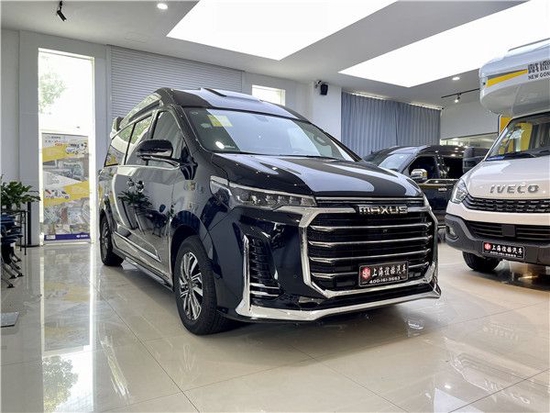 大通G20金骑士商务车霸气登场港内热销