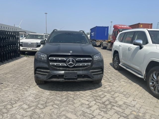 22款奔驰GLS450现车98万起步 6座AMG包