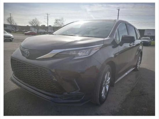 2022款丰田塞纳油电混合动力国六便宜卖