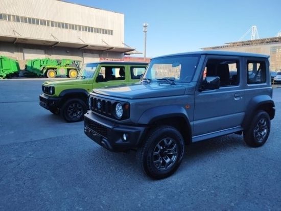 2022款铃木吉姆尼国六现车特价促销28万