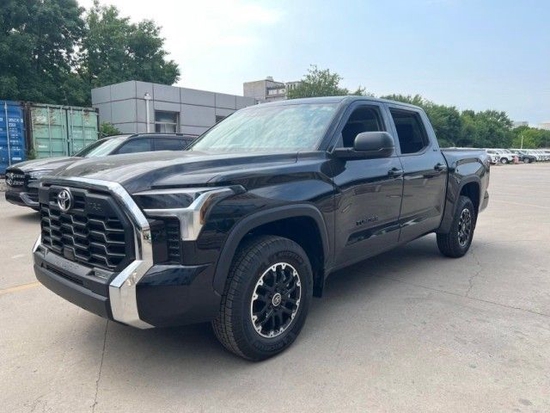 2022款丰田坦途3.5TT皮卡行情及配置