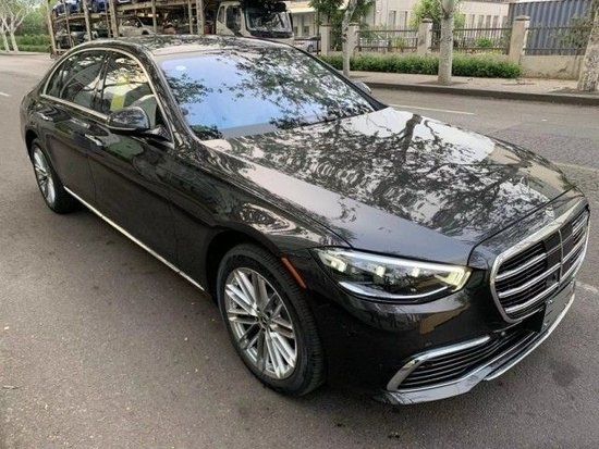 平行进口2022款奔驰S580米内现车价格