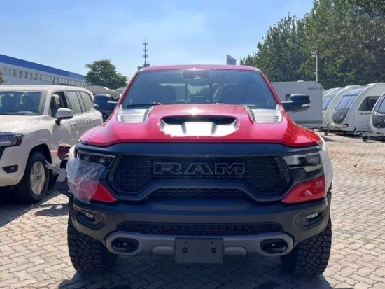 2022款公羊霸王龙狂野红色现车特惠8万块