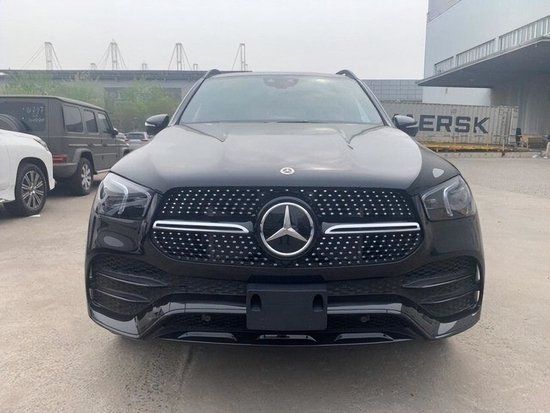 2022款奔驰GLE350现车钜惠 低至65万起售