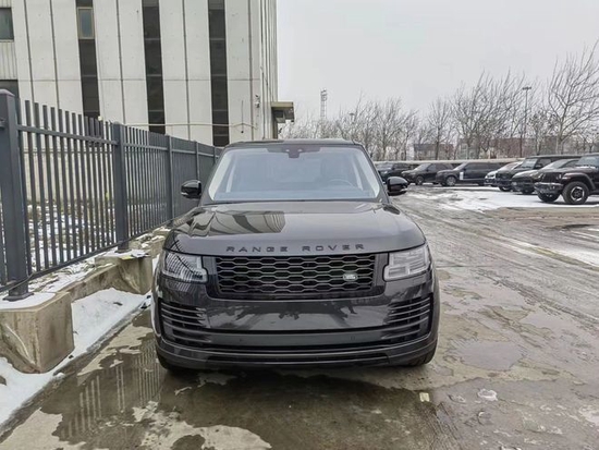 新款2022款路虎揽胜行政3.0T降价促销中