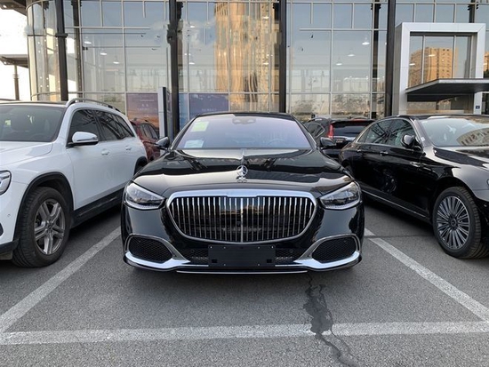 2022款奔驰迈巴赫S580尊贵之选优越性能