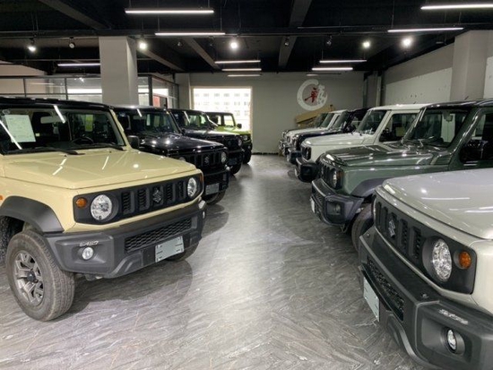 22款铃木吉姆尼1.5自动/手动挡25万起售