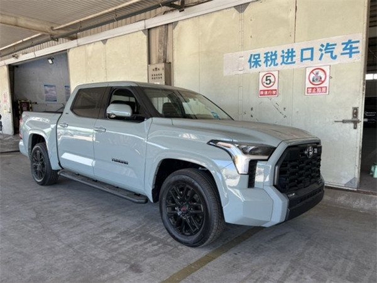2022款丰田坦途 款型齐全42万起售全国