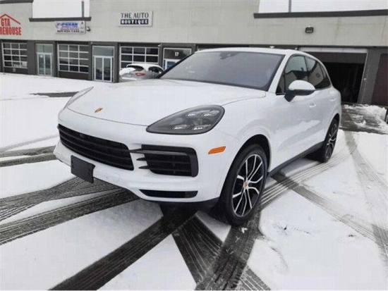 2022款保时捷卡宴豪华越野85万起售全国