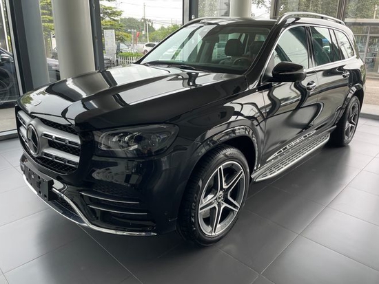2022款奔驰GLS450美规现车限时优惠20万