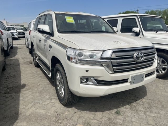 2021款丰田酷路泽5700VXR国六现车145万