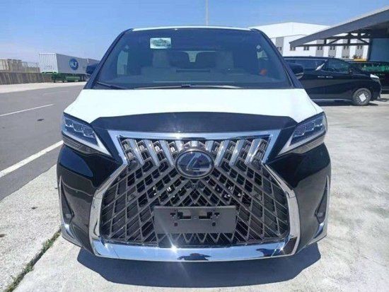 2022款雷克萨斯LM300h商务车优惠十足