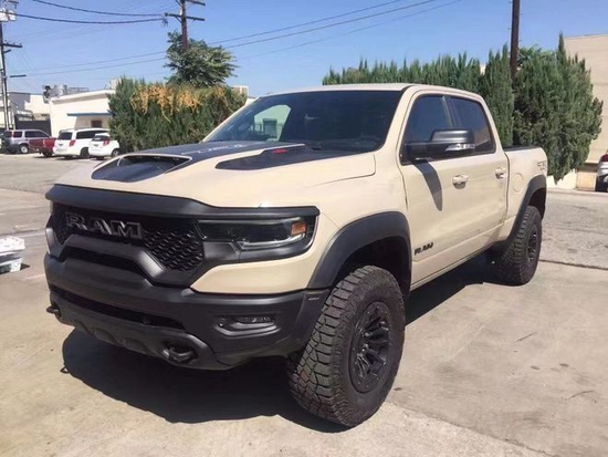 2022款道奇霸王龙港口现车优惠仅售105万