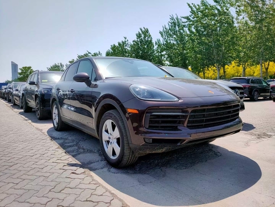 2023款保时捷卡宴现车各款配置参数图片