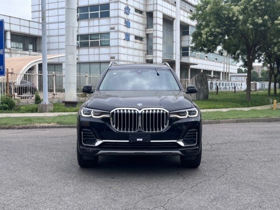2022款宝马X7美规版配置单现车报价出售