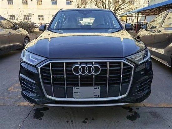 2022款奥迪Q7进口现车50余万特惠价亲民