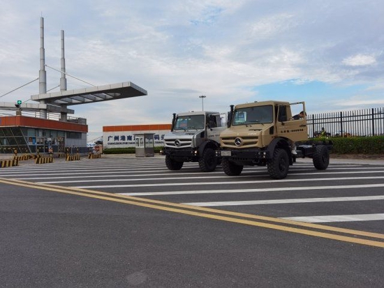 乌尼莫克U4000 全地形休旅房车无报废