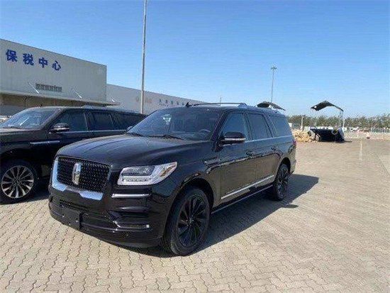 2023款林肯领航员现车港口特价107万起